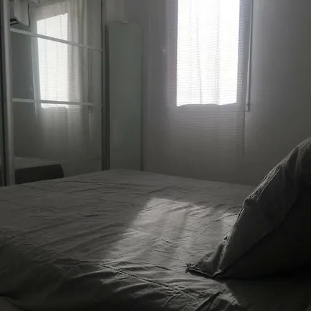 Les Mimosas Bord De Mer, Des Plages, Du Port Et De Toutes Commodites Lägenhet